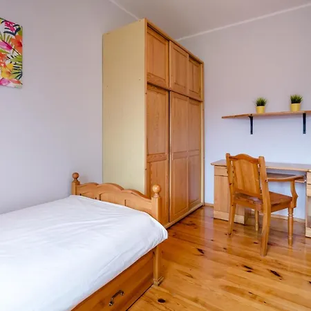 Pokoje Gdynia Orlowo - Kurpiowska 4 Apartment
